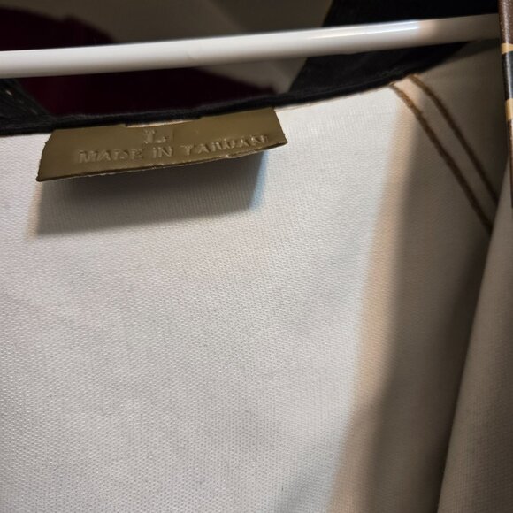 Unisex camouflage raincoat. - Picture 3 of 4